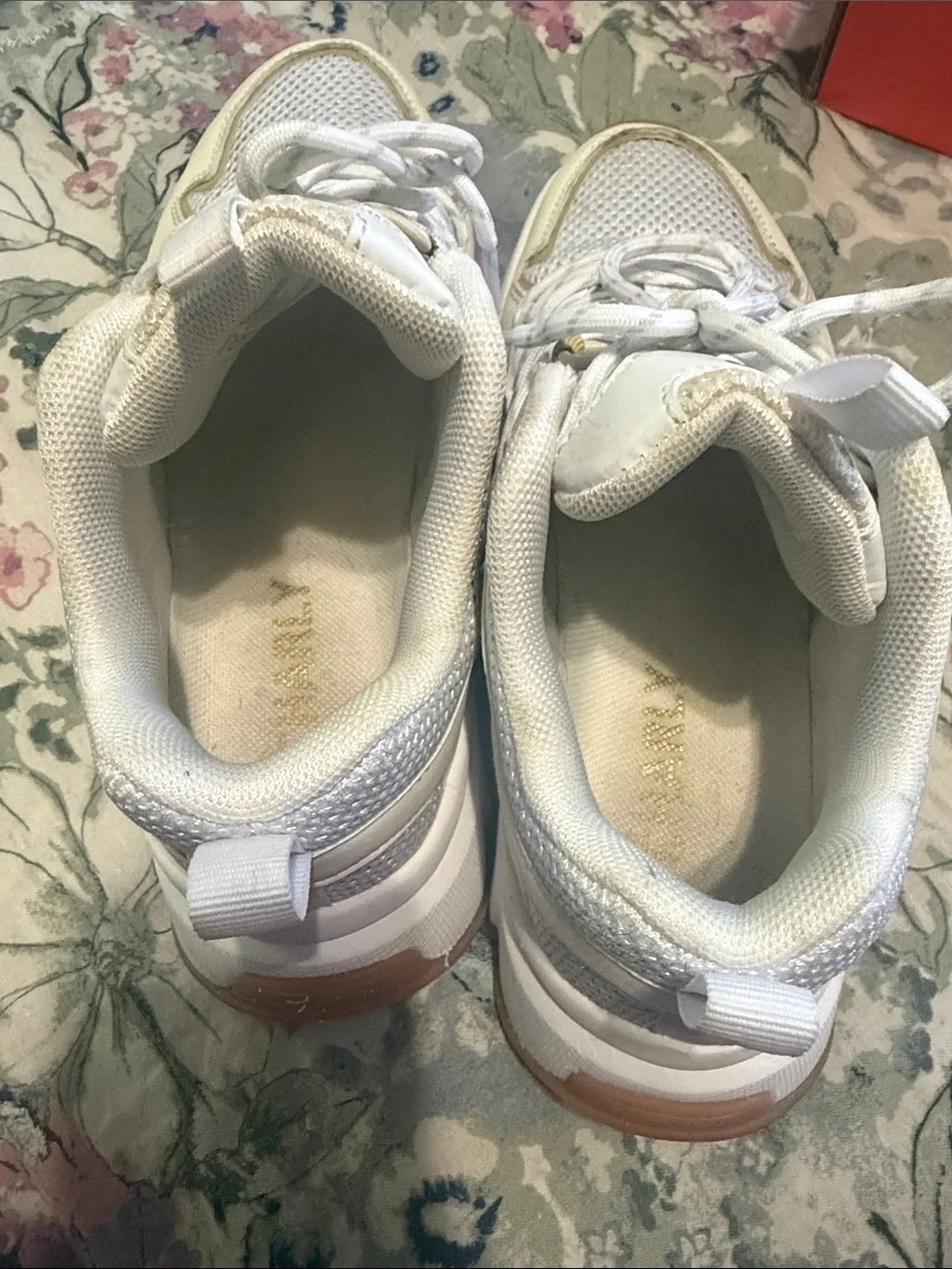 Charly Woman’s Survivor  Cream/White Athletic Sneakers